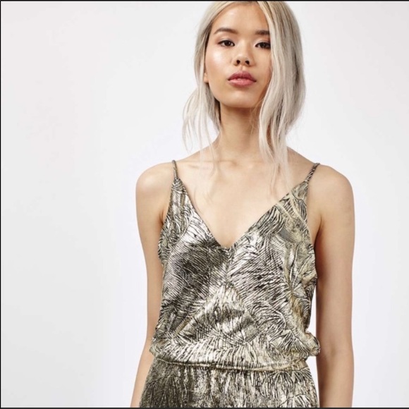 TOPSHOP Size 2 Gold / Black Leaf Plisse Playsuit Party Shorts Romper NWOT - Picture 4 of 13